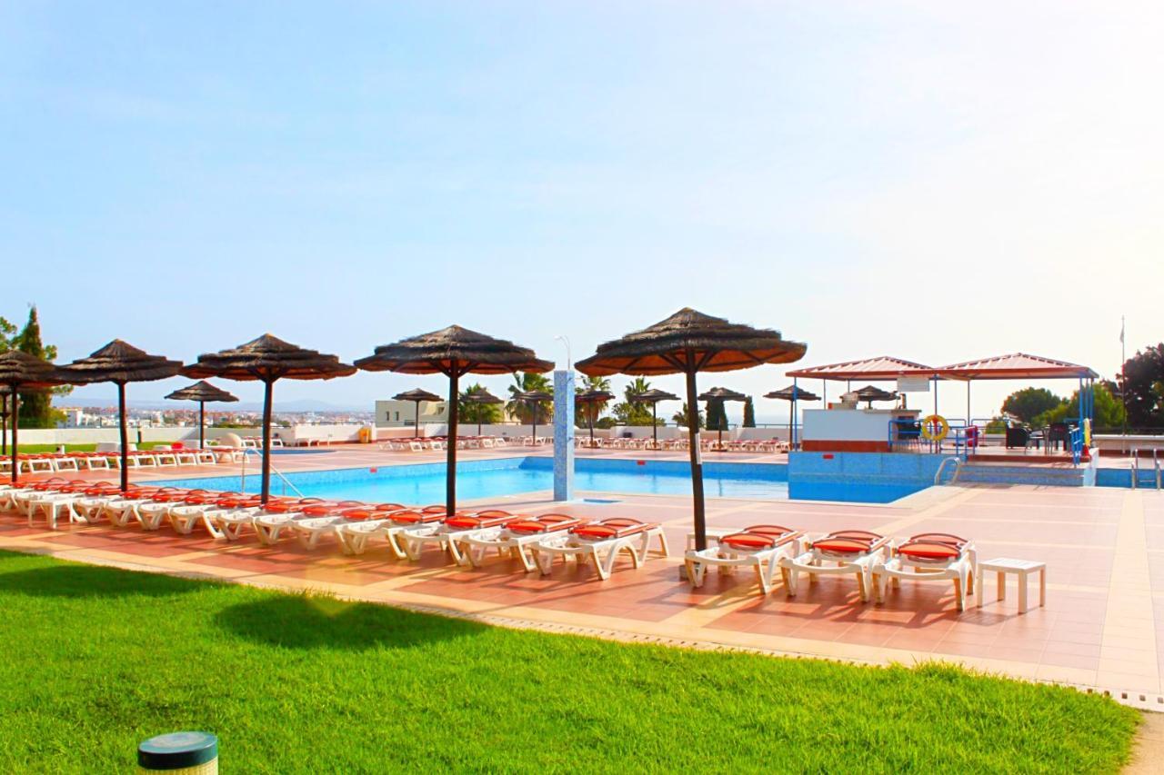 Cozy And Stylish Studio Apt Just 800M From The Beach - New On Booking! Албуфейра Екстериор снимка