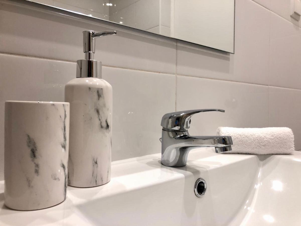 Cozy And Stylish Studio Apt Just 800M From The Beach - New On Booking! Албуфейра Екстериор снимка