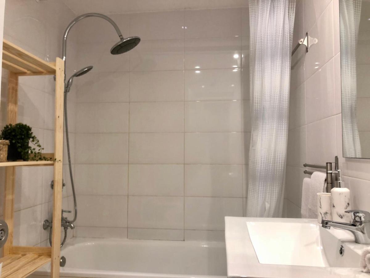 Cozy And Stylish Studio Apt Just 800M From The Beach - New On Booking! Албуфейра Екстериор снимка