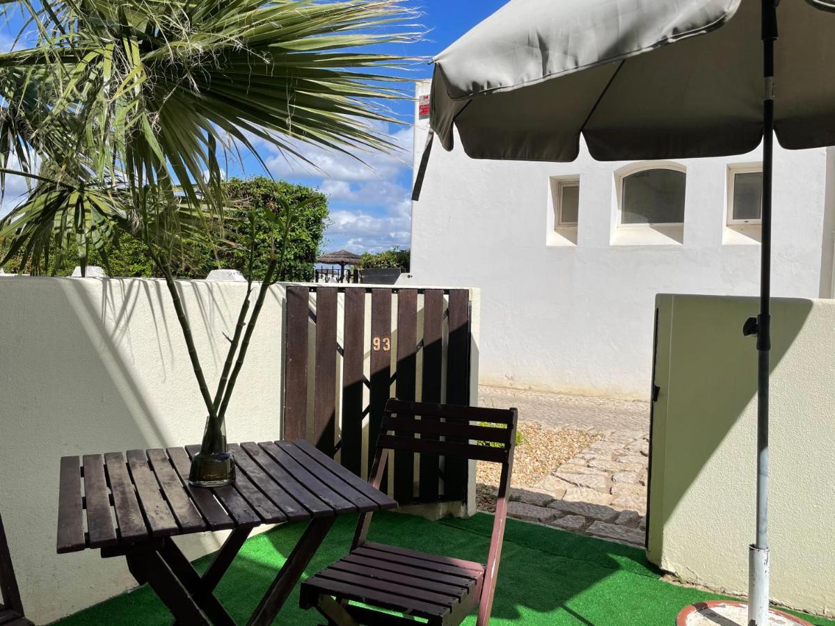Cozy And Stylish Studio Apt Just 800M From The Beach - New On Booking! Албуфейра Екстериор снимка
